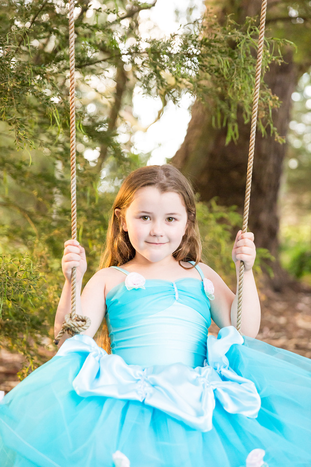 Di Sinclair-Thomas Photography | There are Fairies in my Garden